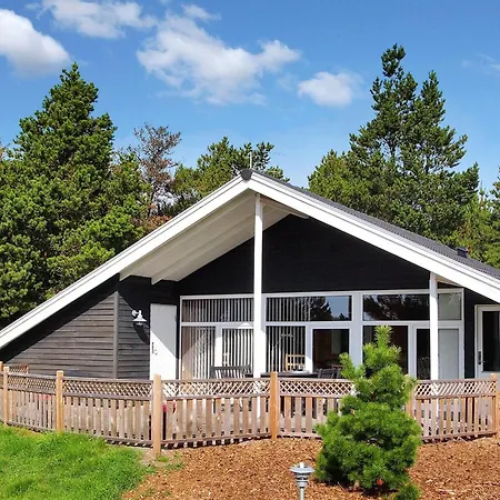 Elske - 1-1km From The Sea By Interhome