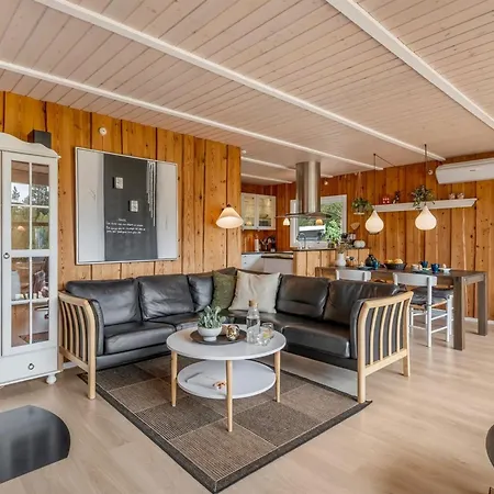 Elske - 1-1km From The Sea By Interhome Nyaraló *